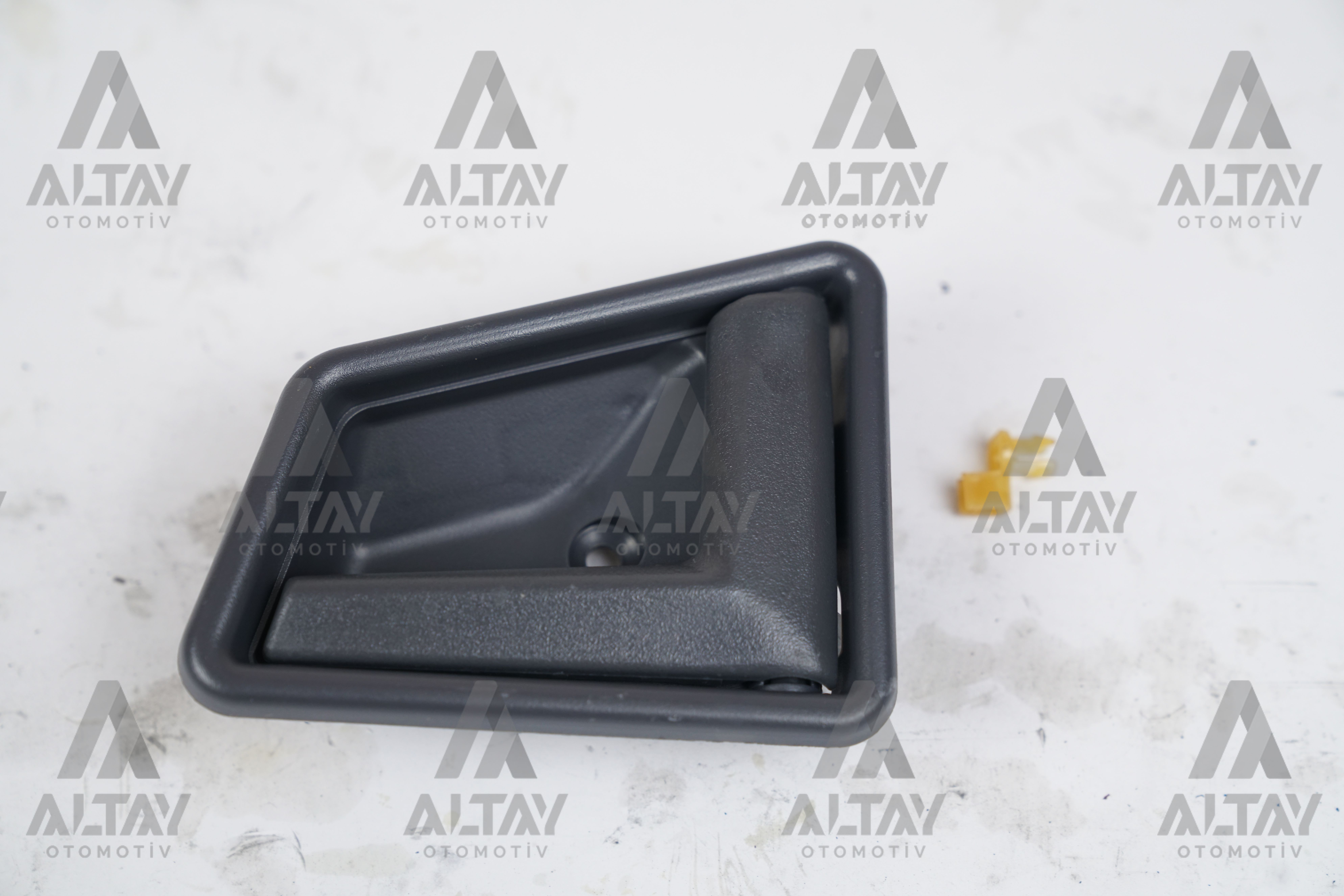 Suzuki Vitara Sağ İç Açma Kolu 1989-1998